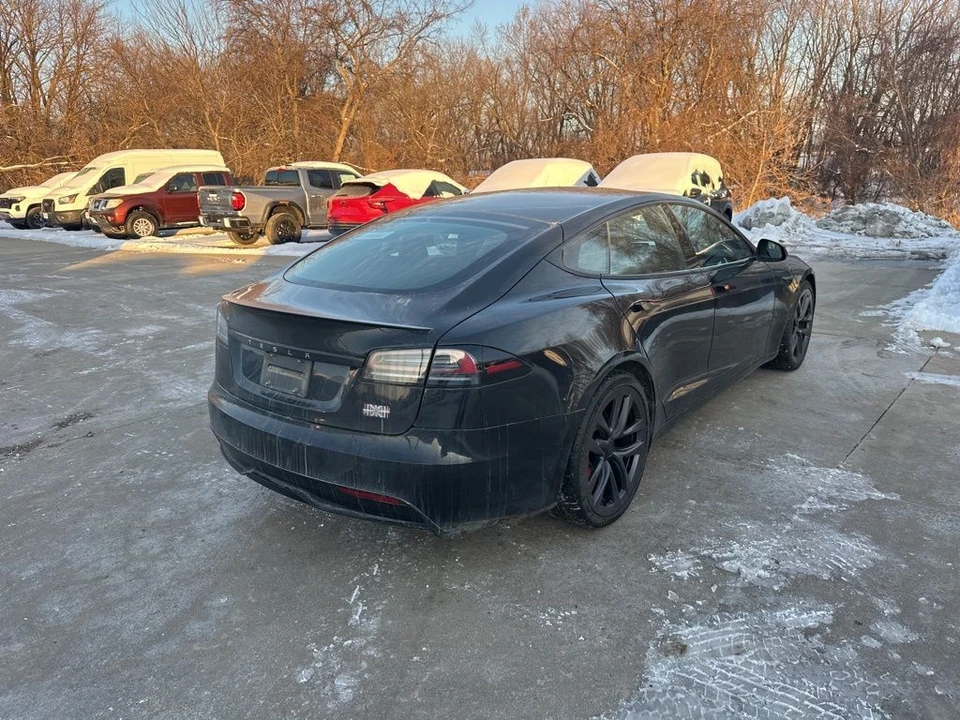2024 Tesla Model S Plaid - Image 6 of 12