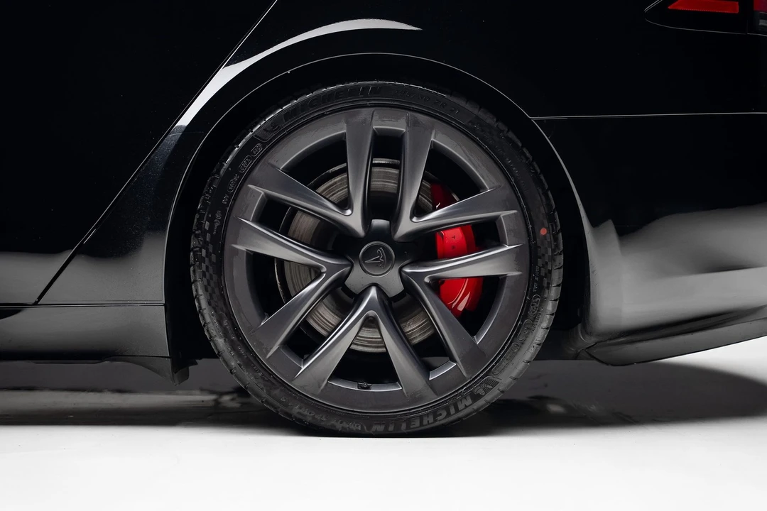 2024 Tesla Model S Plaid - Image 21 of 21