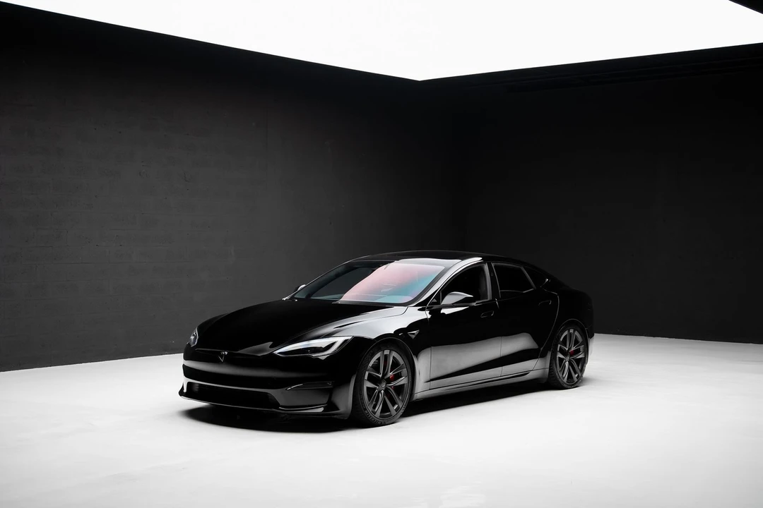 2024 Tesla Model S Plaid - Image 4 of 21