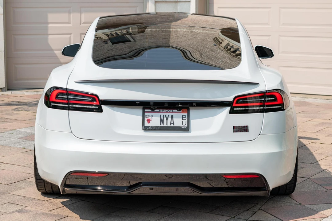 2024 Tesla Model S Plaid - Image 5 of 31