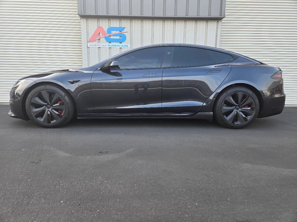 2024 Tesla Model S Plaid - Image 3 of 21