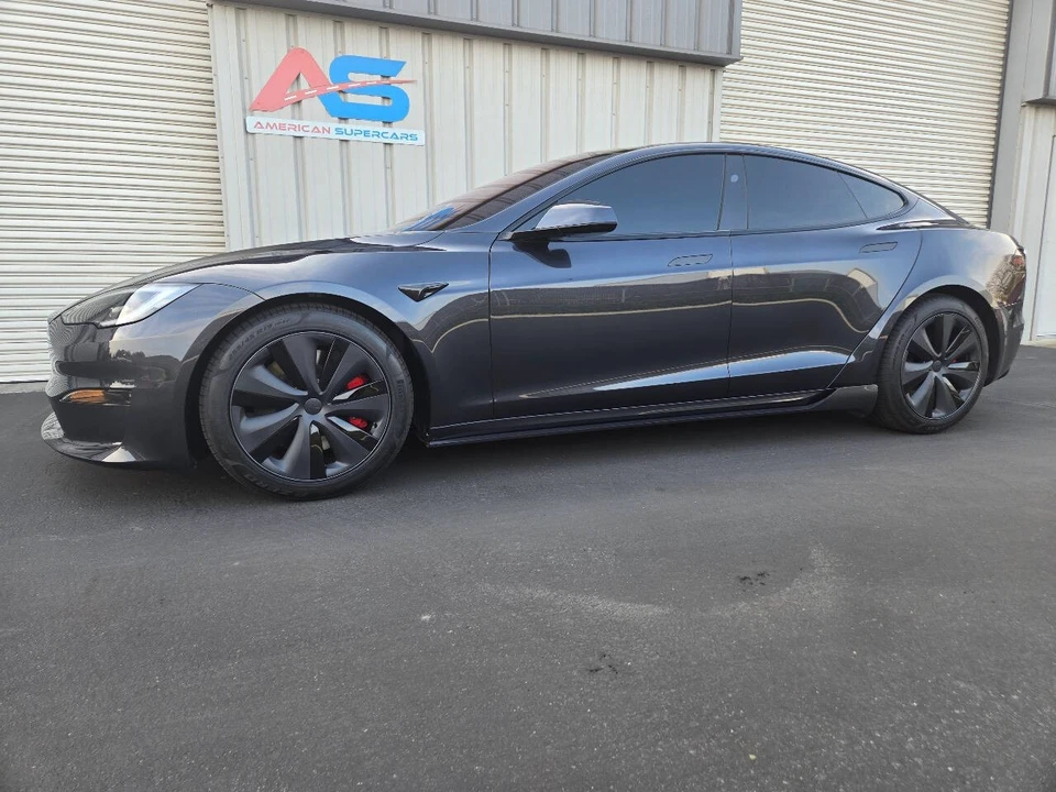 2024 Tesla Model S Plaid - Image 2 of 21