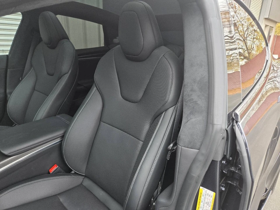 2024 Tesla Model S Plaid - Image 21 of 21