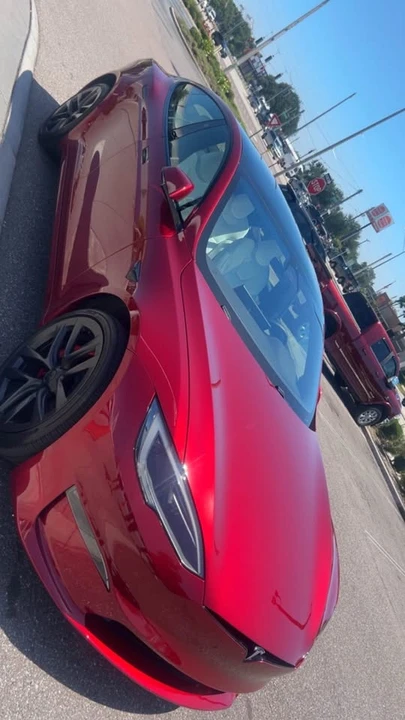 2024 Tesla Model S Plaid - Image 3 of 17