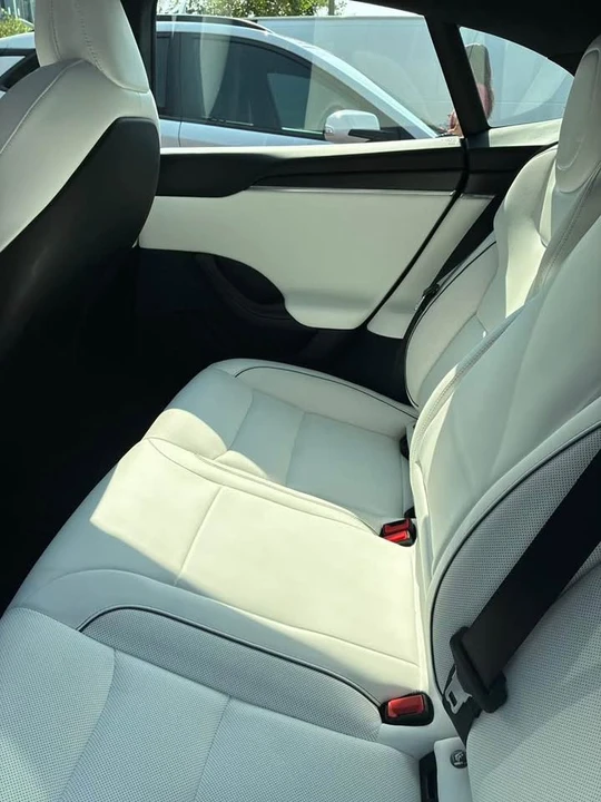 2024 Tesla Model S Plaid - Image 4 of 17