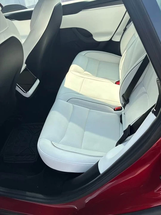 2024 Tesla Model S Plaid - Image 5 of 17