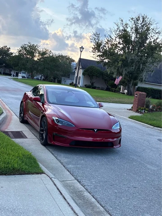 2024 Tesla Model S Plaid - Image 16 of 17