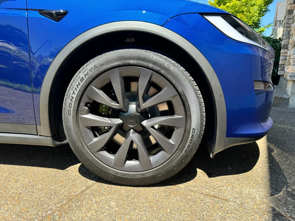 2024 Tesla Model X - Image 24 of 31