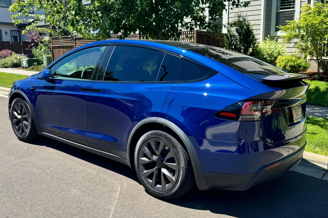 2024 Tesla Model X - Image 4 of 31