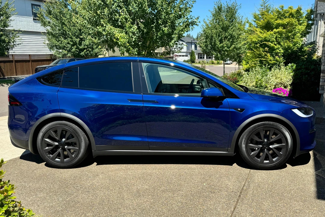 2024 Tesla Model X - Image 3 of 31