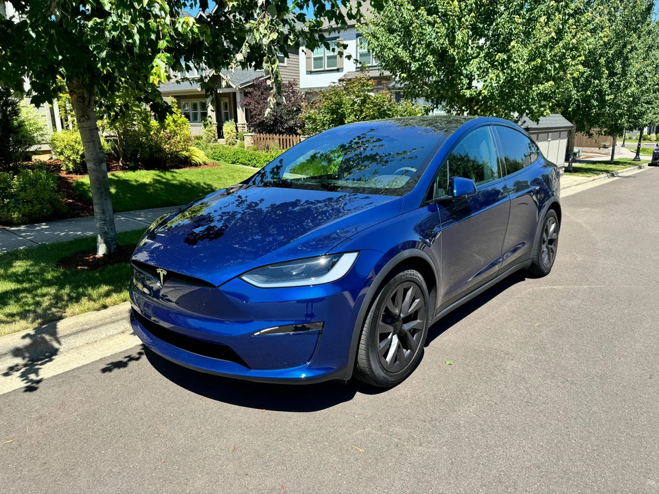 2024 Tesla Model X - Image 7 of 31
