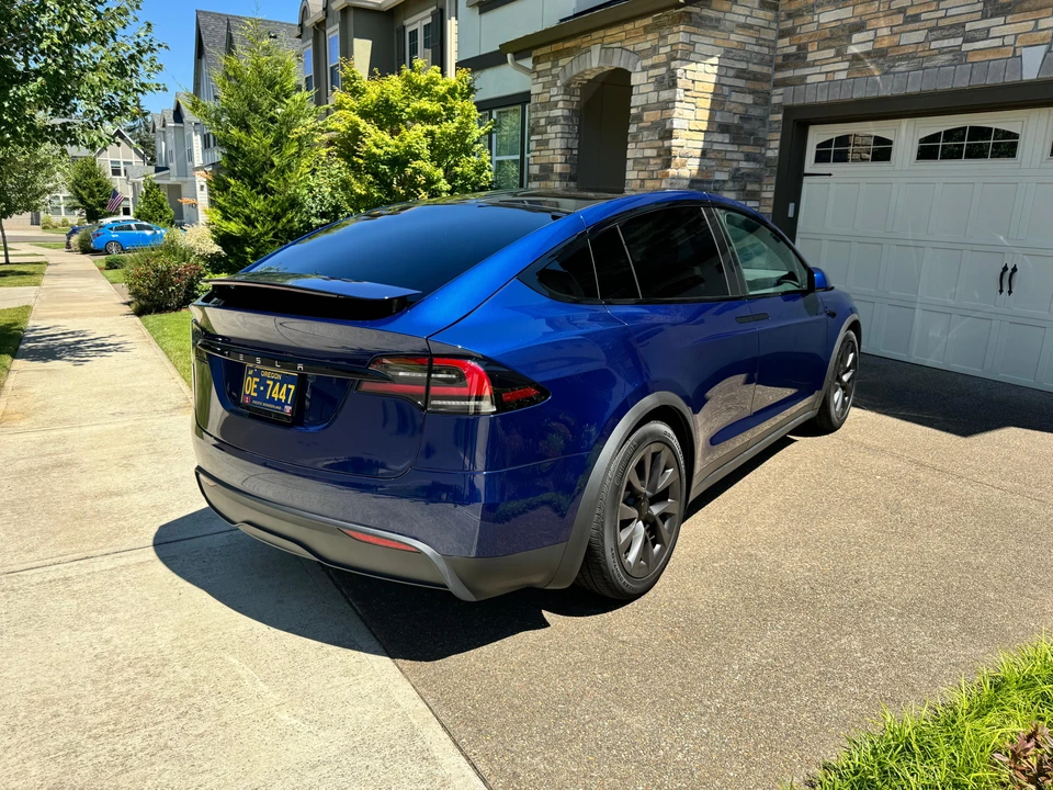2024 Tesla Model X - Image 14 of 31