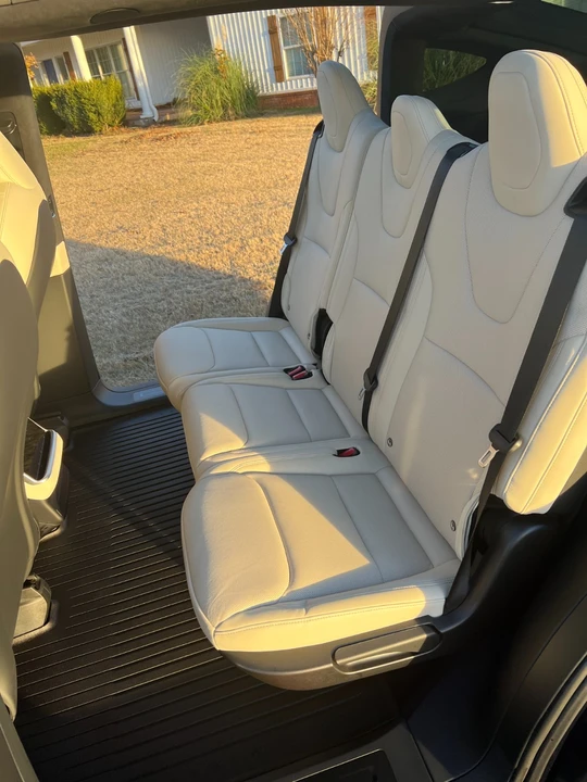 2024 Tesla Model X - Image 16 of 21