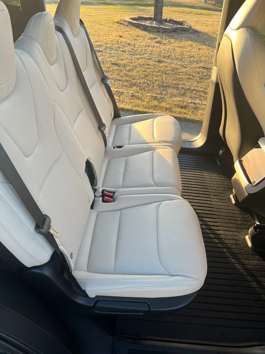 2024 Tesla Model X - Image 13 of 21