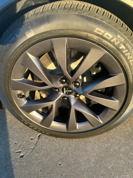 2024 Tesla Model X - Image 18 of 21