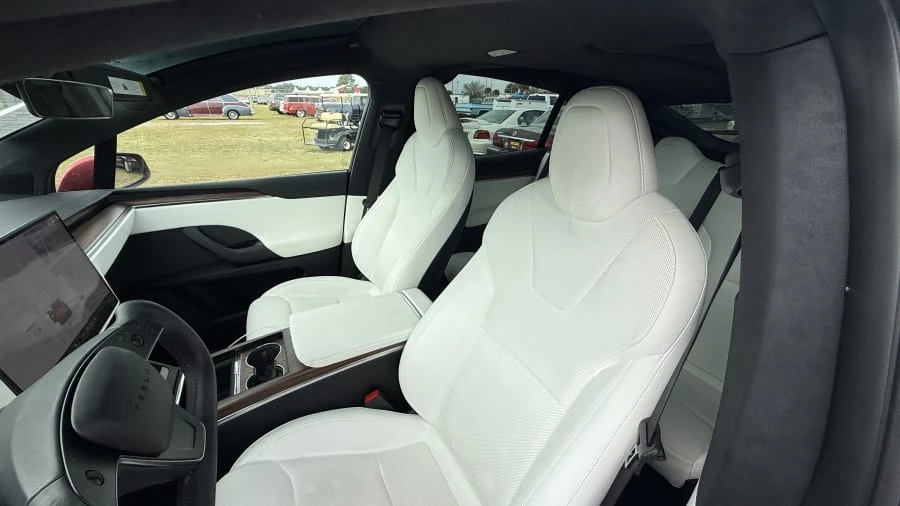 2024 Tesla Model X - Image 11 of 11