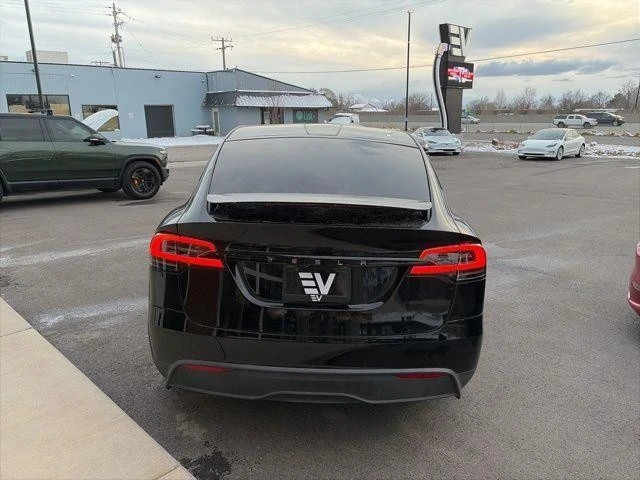 2024 Tesla Model X - Image 7 of 21