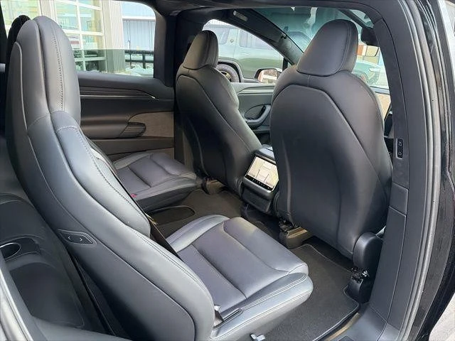 2024 Tesla Model X - Image 19 of 21