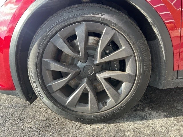 2024 Tesla Model X - Image 10 of 21