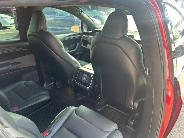 2024 Tesla Model X - Image 18 of 21