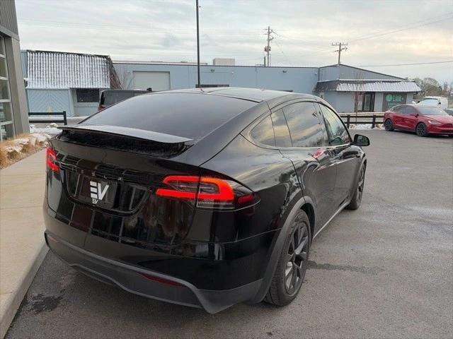 2024 Tesla Model X - Image 8 of 21