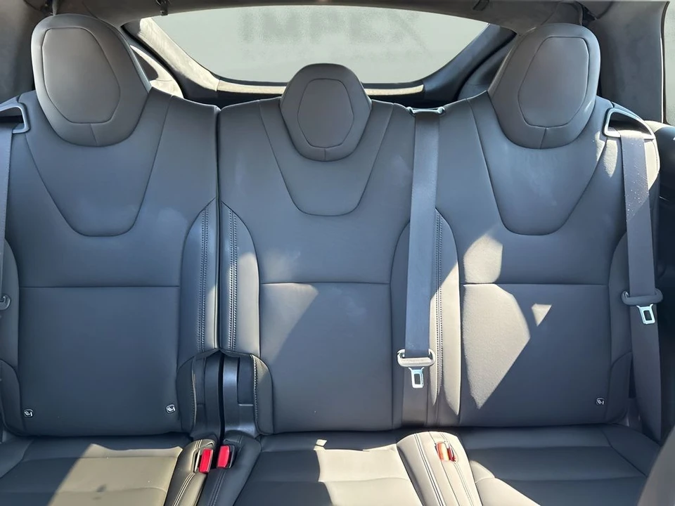 2024 Tesla Model X - Image 11 of 21
