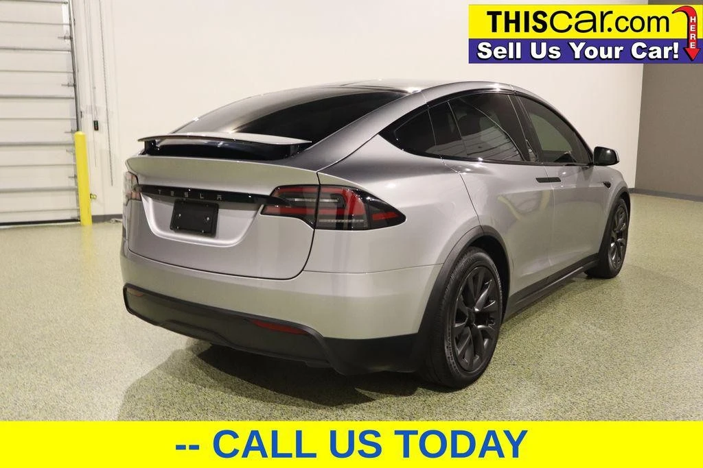 2024 Tesla Model X - Image 9 of 21