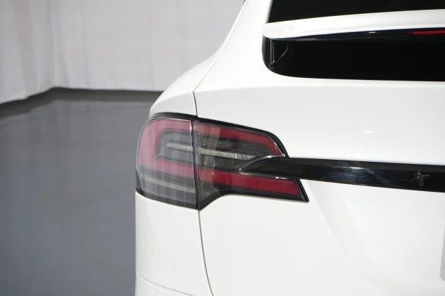 2024 Tesla Model X Plaid - Image 20 of 21