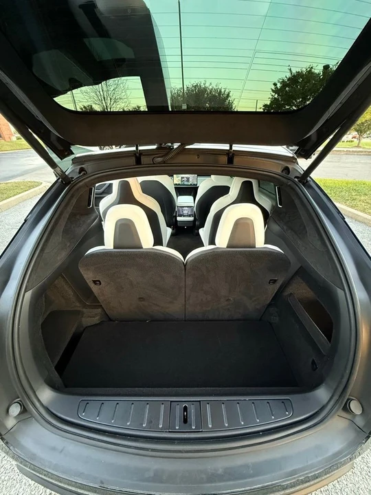 2024 Tesla Model X Plaid - Image 17 of 17