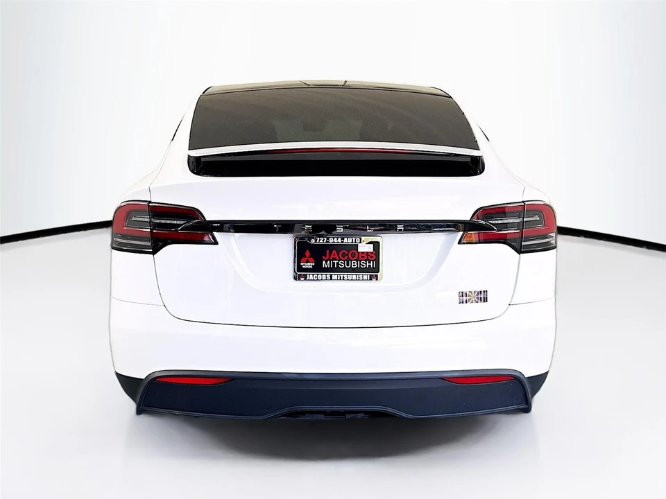 2024 Tesla Model X Plaid - Image 17 of 21