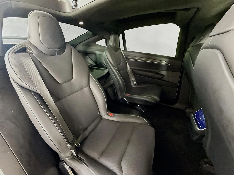 2024 Tesla Model X Plaid - Image 13 of 21