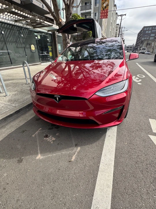 2024 Tesla Model X Plaid - Image 6 of 7
