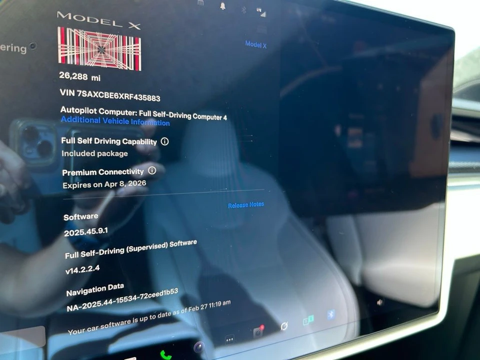 2024 Tesla Model X Plaid - Image 19 of 20