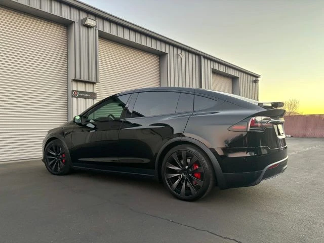 2024 Tesla Model X Plaid - Image 9 of 15