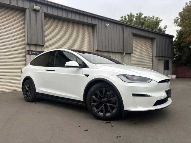 2024 Tesla Model X - Image 2 of 15