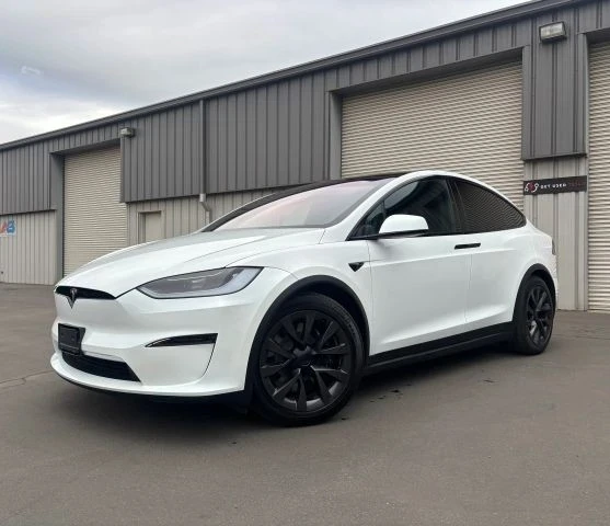 2024 Tesla Model X - Image 5 of 15