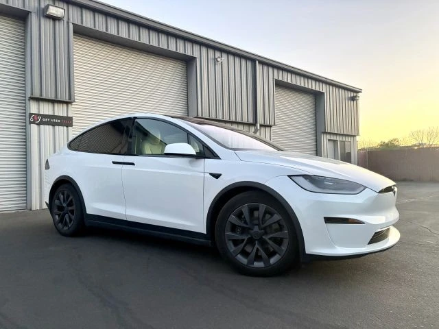 2024 Tesla Model X - Image 2 of 15