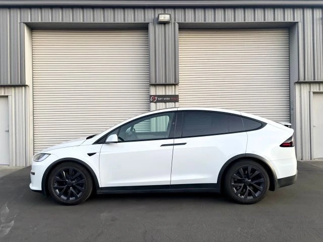 2024 Tesla Model X - Image 3 of 15