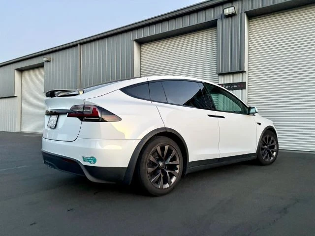 2024 Tesla Model X - Image 8 of 15