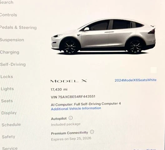 2024 Tesla Model X - Image 10 of 15