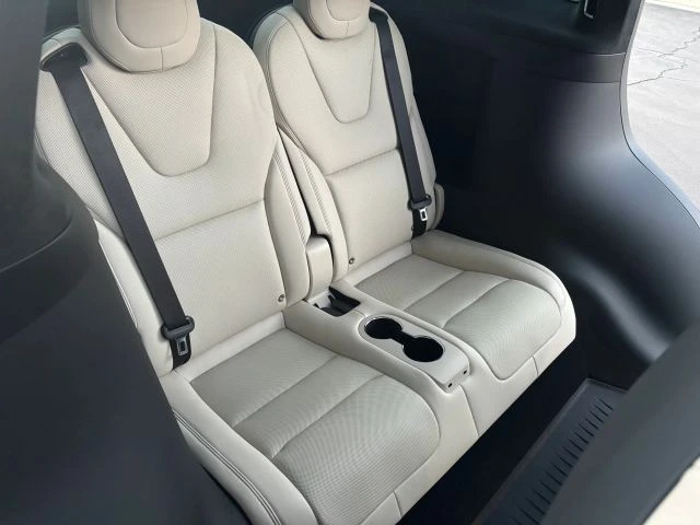 2024 Tesla Model X - Image 15 of 15