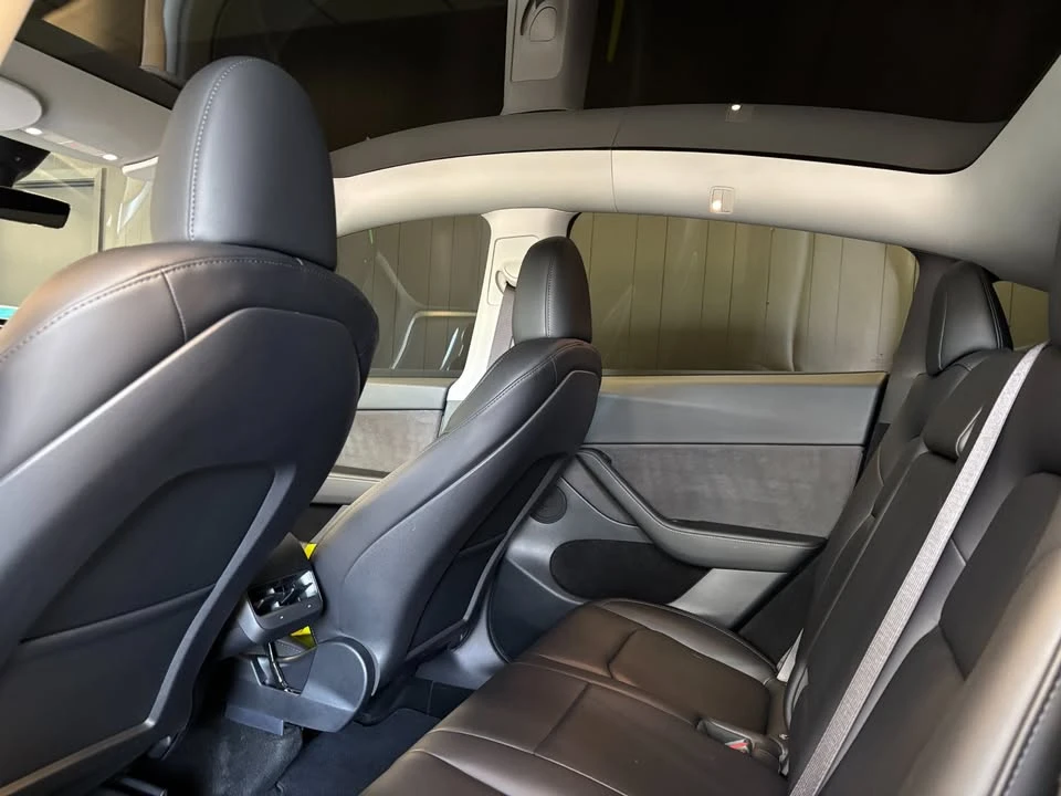 2024 Tesla Model Y - Image 9 of 13