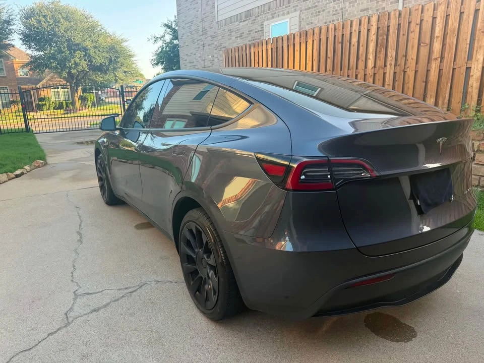 2024 Tesla Model Y - Image 8 of 16