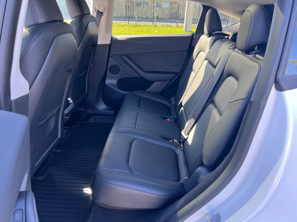 2024 Tesla Model Y - Image 15 of 21