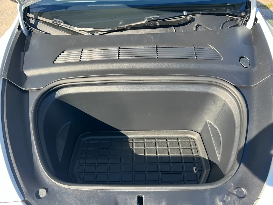 2024 Tesla Model Y - Image 11 of 21