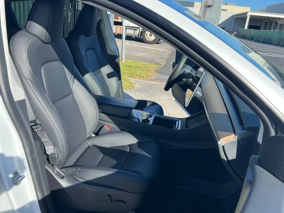 2024 Tesla Model Y - Image 16 of 21