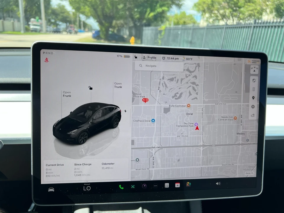 2024 Tesla Model Y - Image 20 of 21