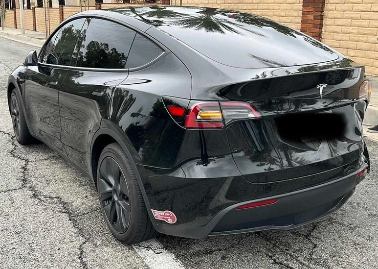 2024 Tesla Model Y - Image 3 of 6