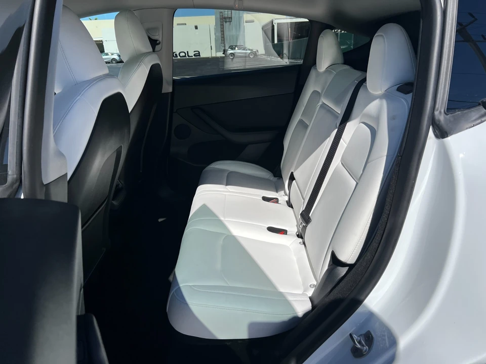 2024 Tesla Model Y - Image 14 of 21