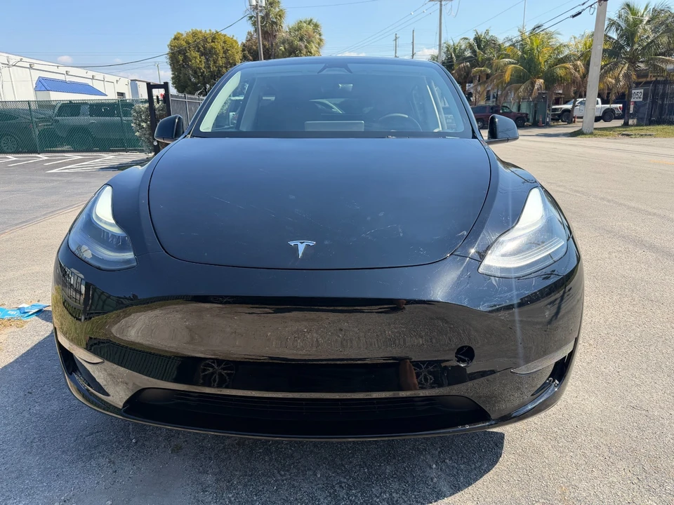 2024 Tesla Model Y - Image 3 of 21